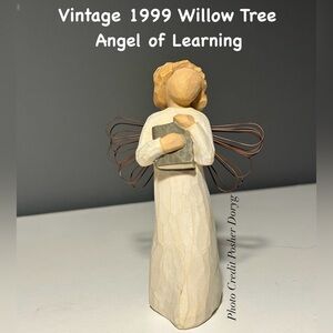 Vintage 1999 Willow Tree Angel of Learning Figurine